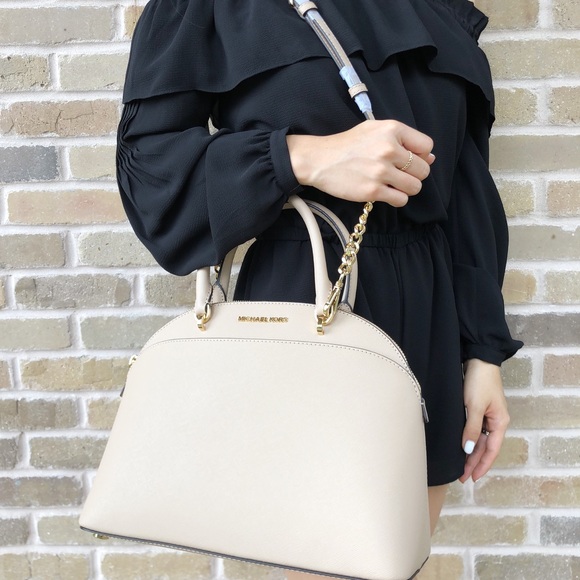 Michael Kors Handbags - Michael Kors Emmy Large Satchel Bag oyster